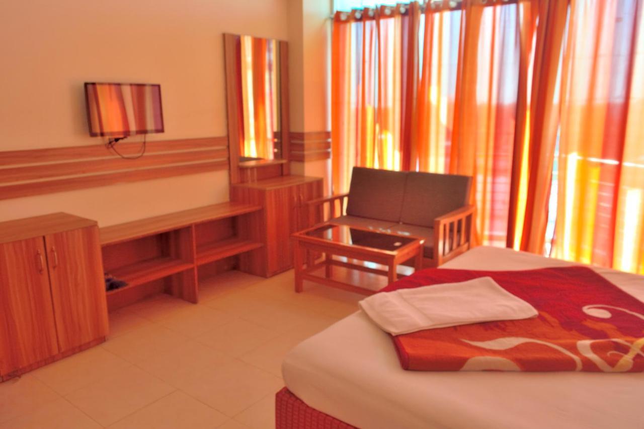 קוקס בזאר Hotel White Beach מראה חיצוני תמונה